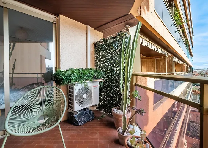 Le Rose Garden كانيو سور مير